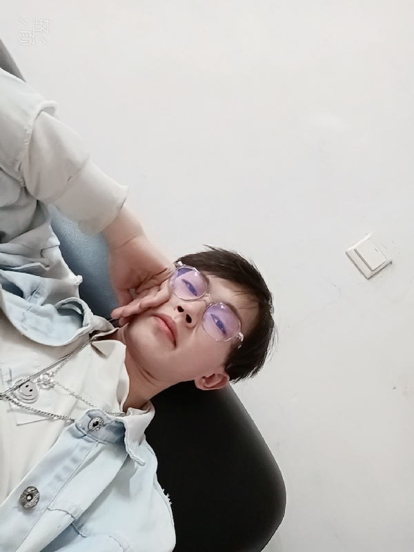 染七的第二张照片--温州闪婚服务中心
