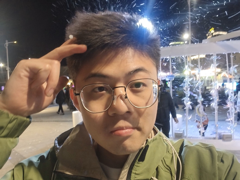 独揽星河的第一张照片--温州闪婚服务中心